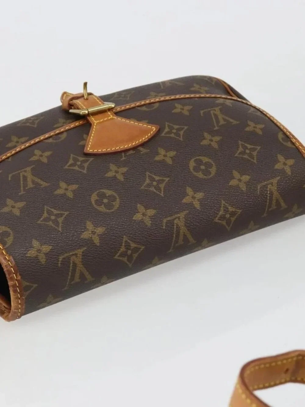 LOUIS VUITTON Monogram Sologne Shoulder Bag M42250 LV Auth fm5361